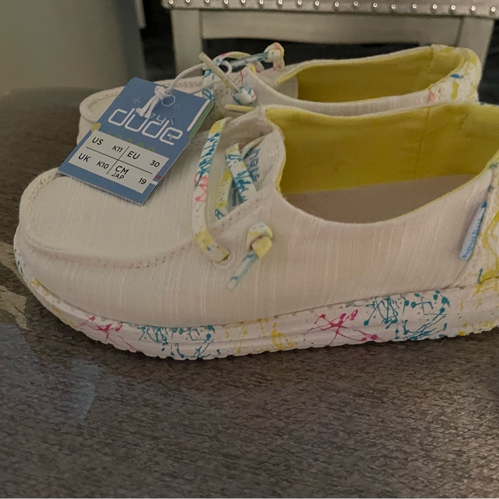 Hey dudes kids size 11 - Picture 7 of 8
